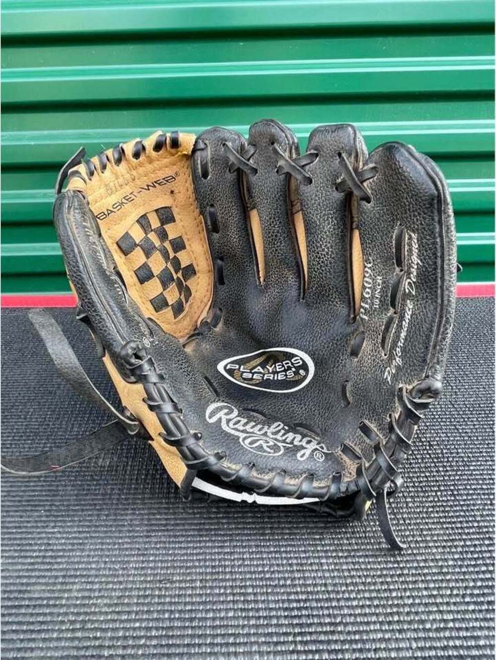 Rawlings Players Series PL609C Baseball Glove